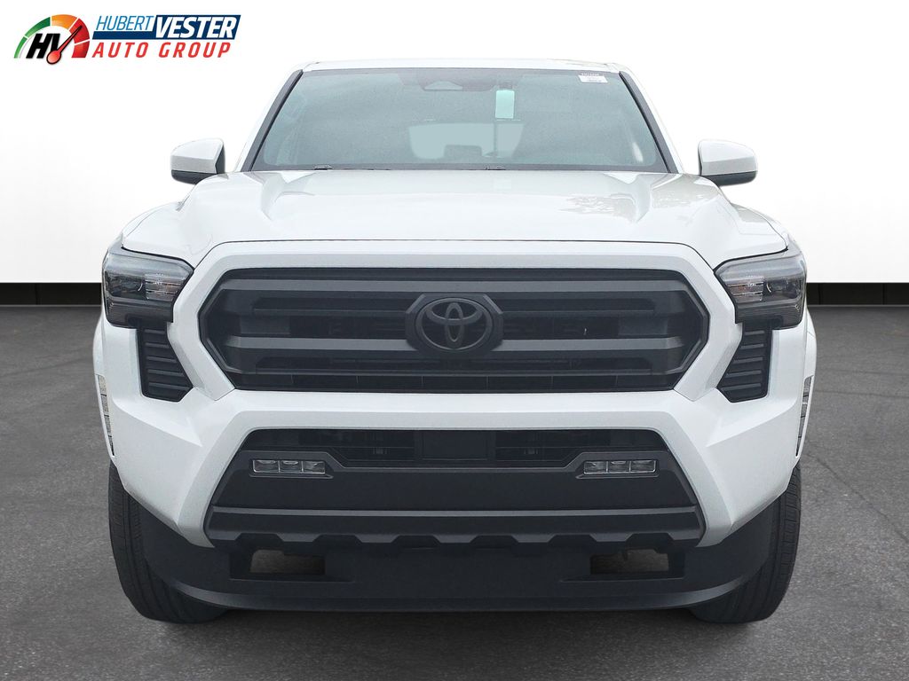 2025 Toyota Tacoma SR5 4x4 Double Cab photo 3