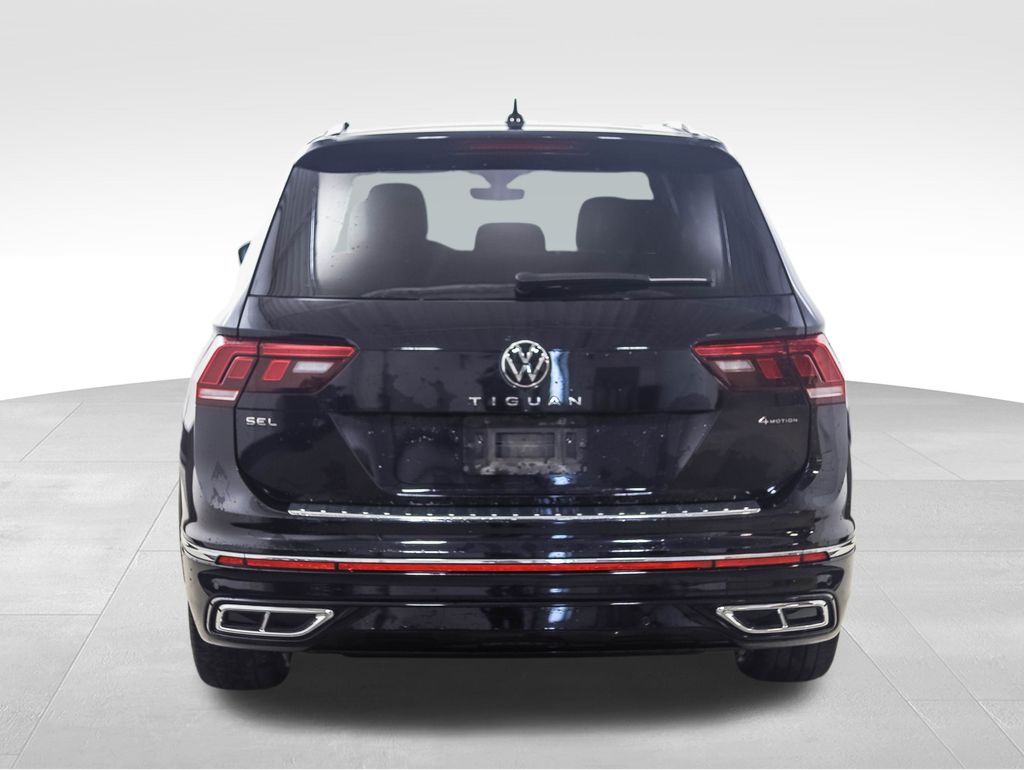 Thumbnail: 2022 Volkswagen Tiguan - 4