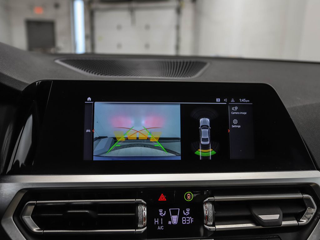 Thumbnail: 2021 BMW 3 Series - 18