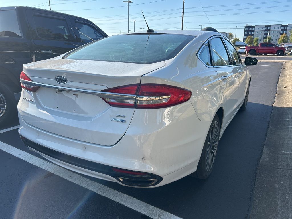 Thumbnail: 2017 Ford Fusion - 3