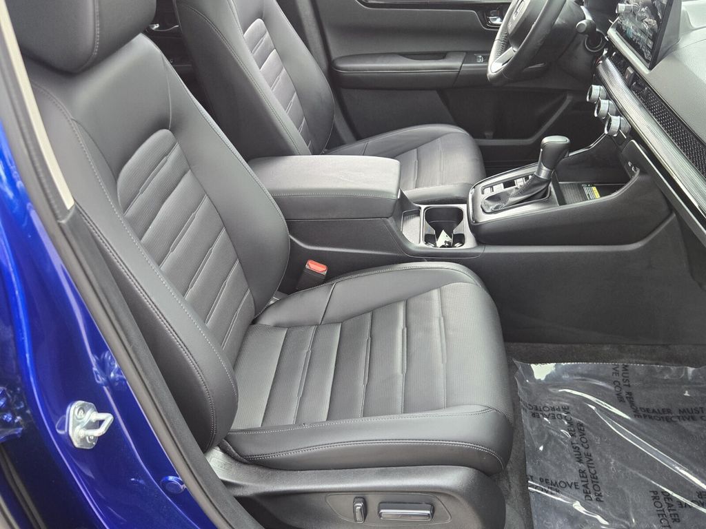 2025 Honda CR-V - $32,998