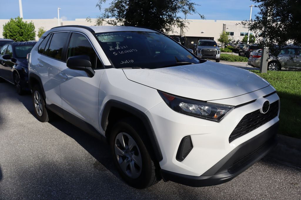 Thumbnail: 2020 Toyota RAV4 - 6