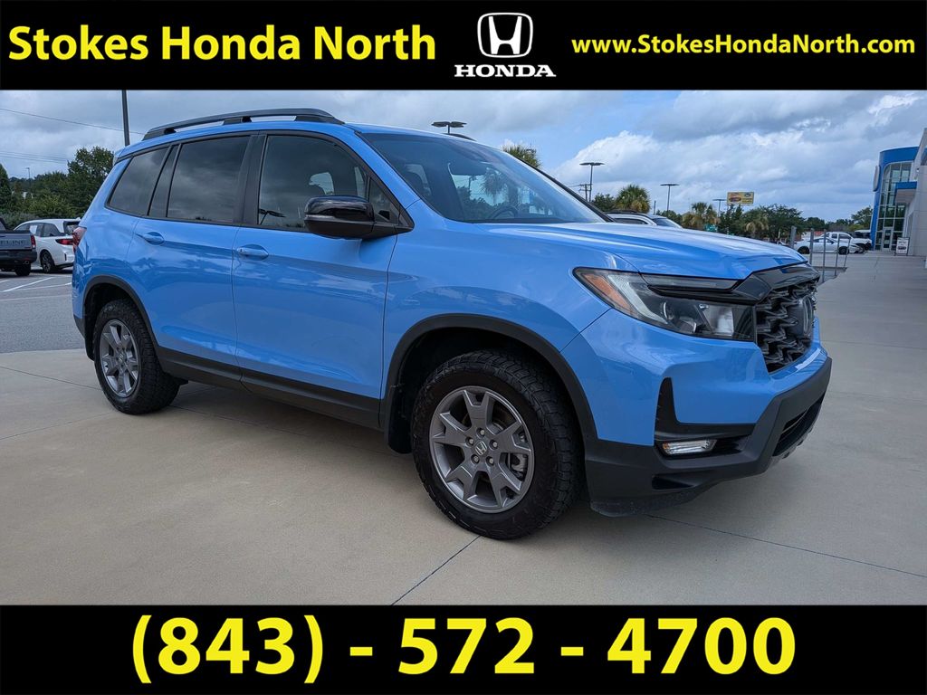 Used 2025 Honda Passport SUV