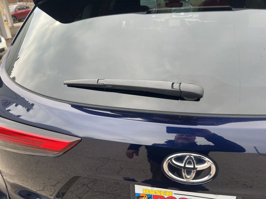 2021 Toyota Highlander XLE photo