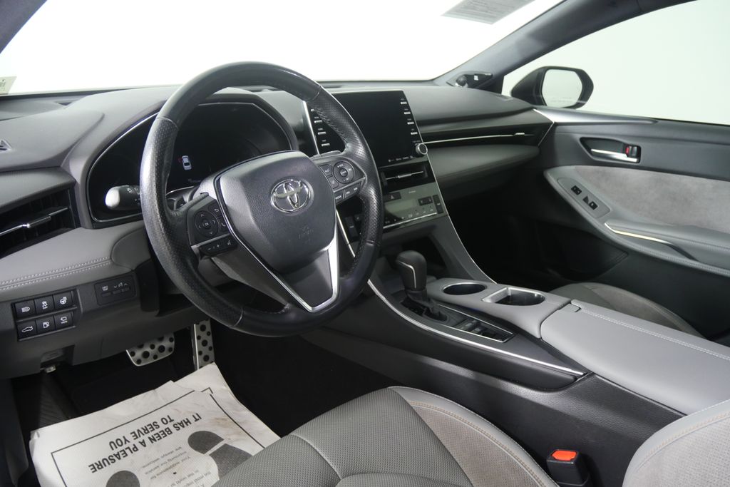 Thumbnail: 2019 Toyota Avalon - 12
