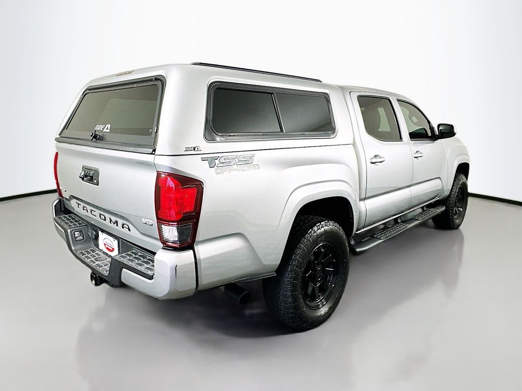 Thumbnail: 2023 Toyota Tacoma - 5