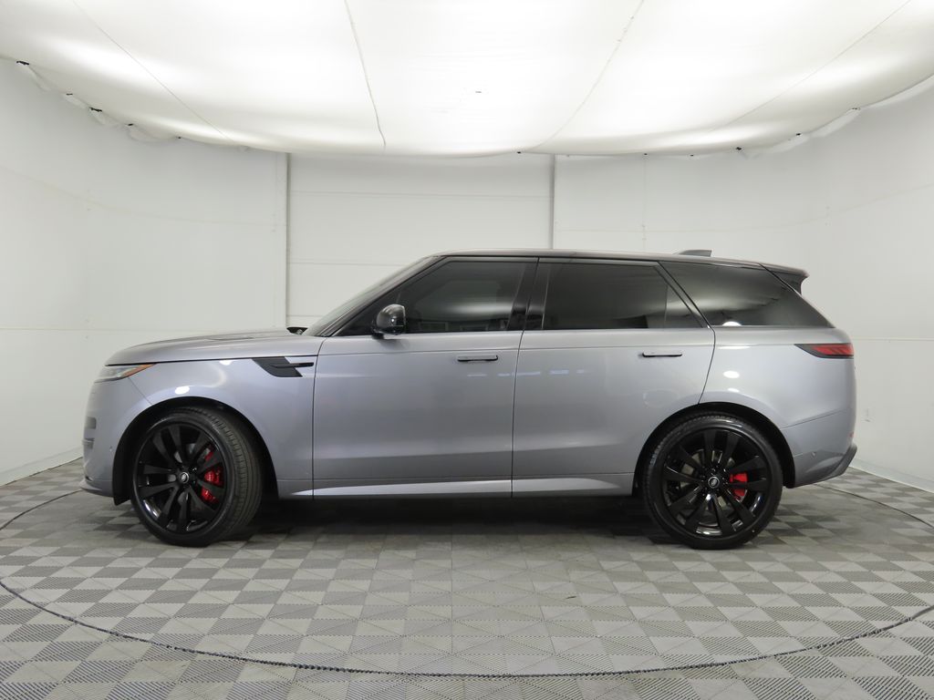 Thumbnail: 2023 Land Rover Range Rover Sport - 8