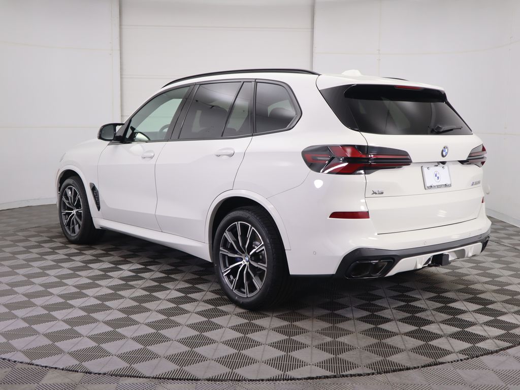 Thumbnail: 2025 BMW X5 - 7