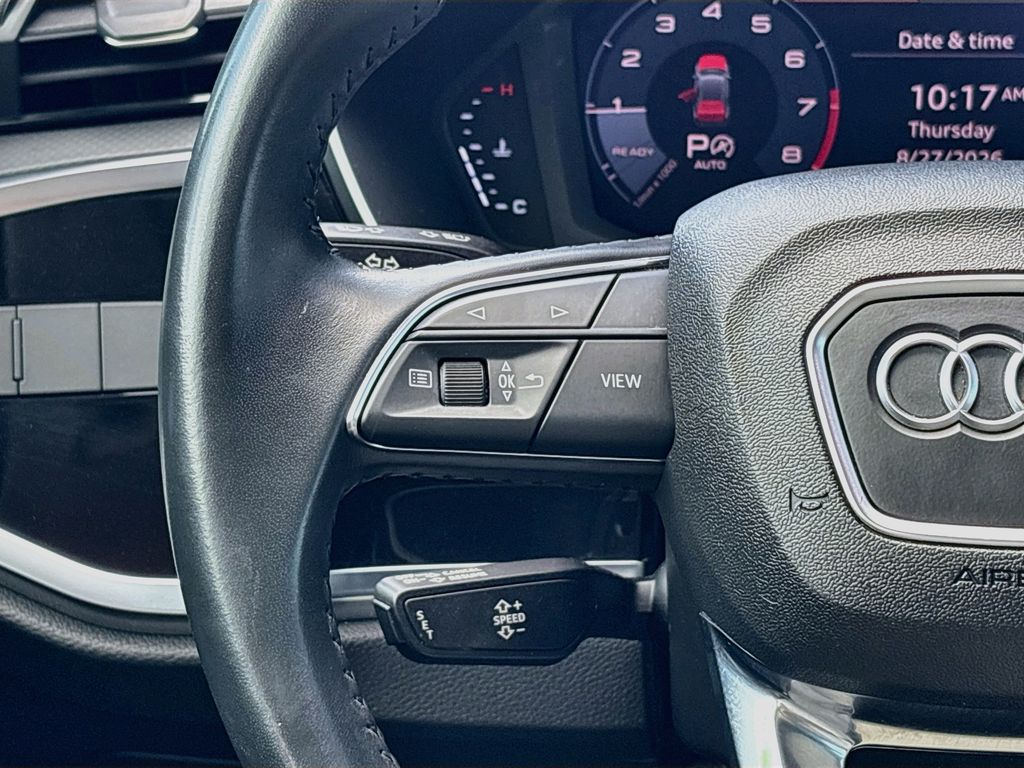 Thumbnail: 2020 Audi Q3 - 11