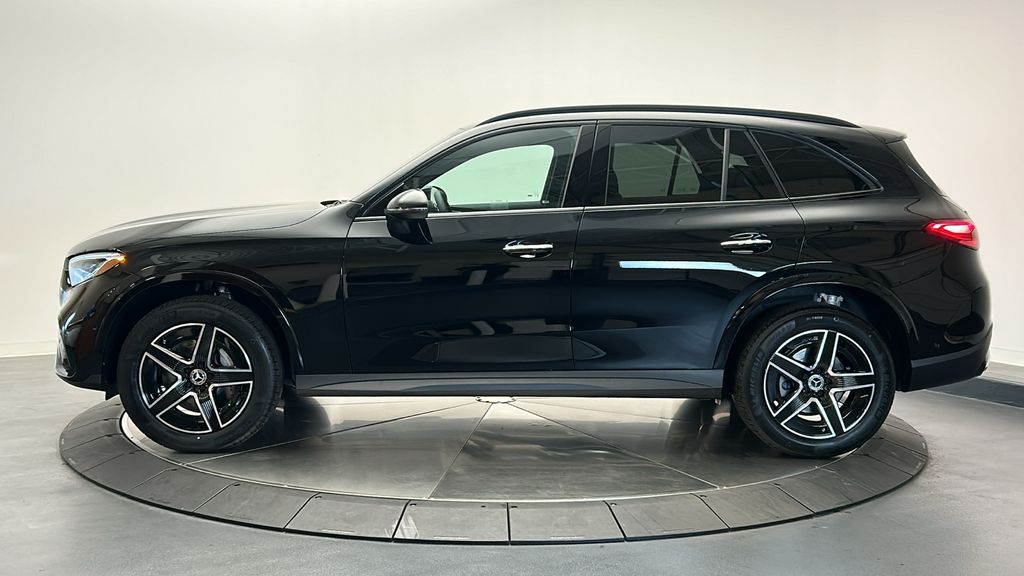 2025 Mercedes-Benz GLC 300 4