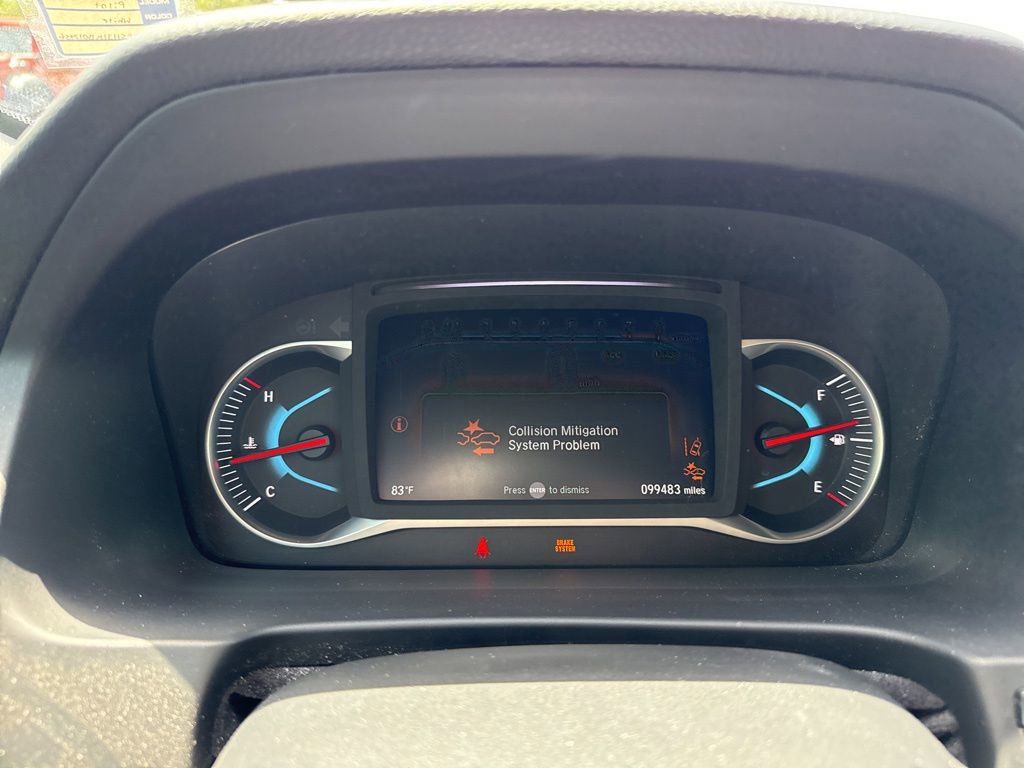 View vehicle photo 7