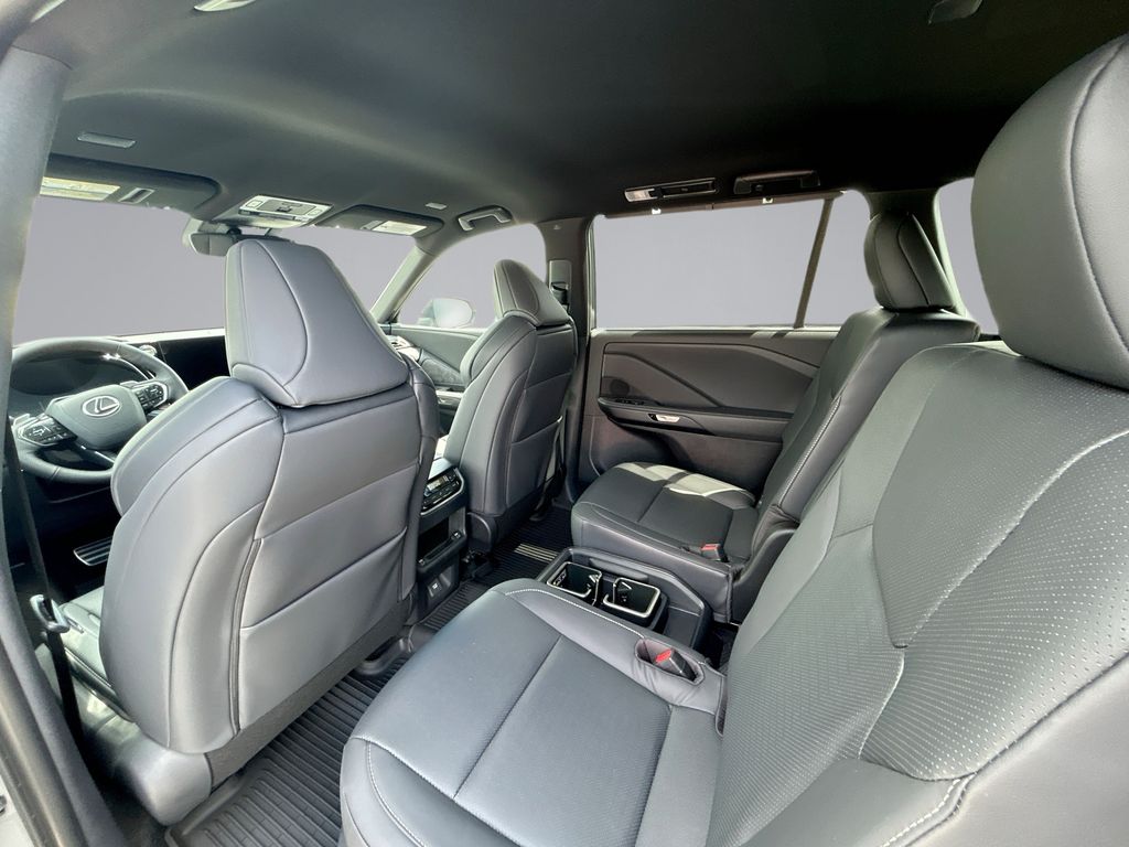 Thumbnail: 2026 Lexus TX - 10