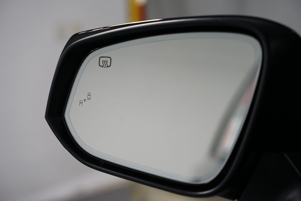 Thumbnail: 2026 Toyota Sienna - 26