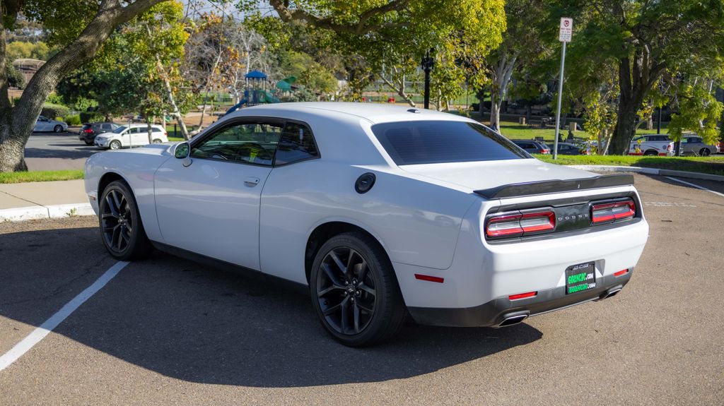Used 2019 Dodge Challenger SXT 2D Coupe