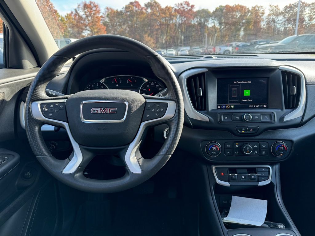 2022 GMC Terrain SLE 9