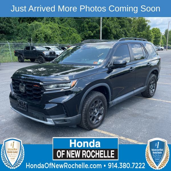 Crystal Black Pearl 2025 Honda Pilot SUV / Crossover All-Wheel Drive Automatic