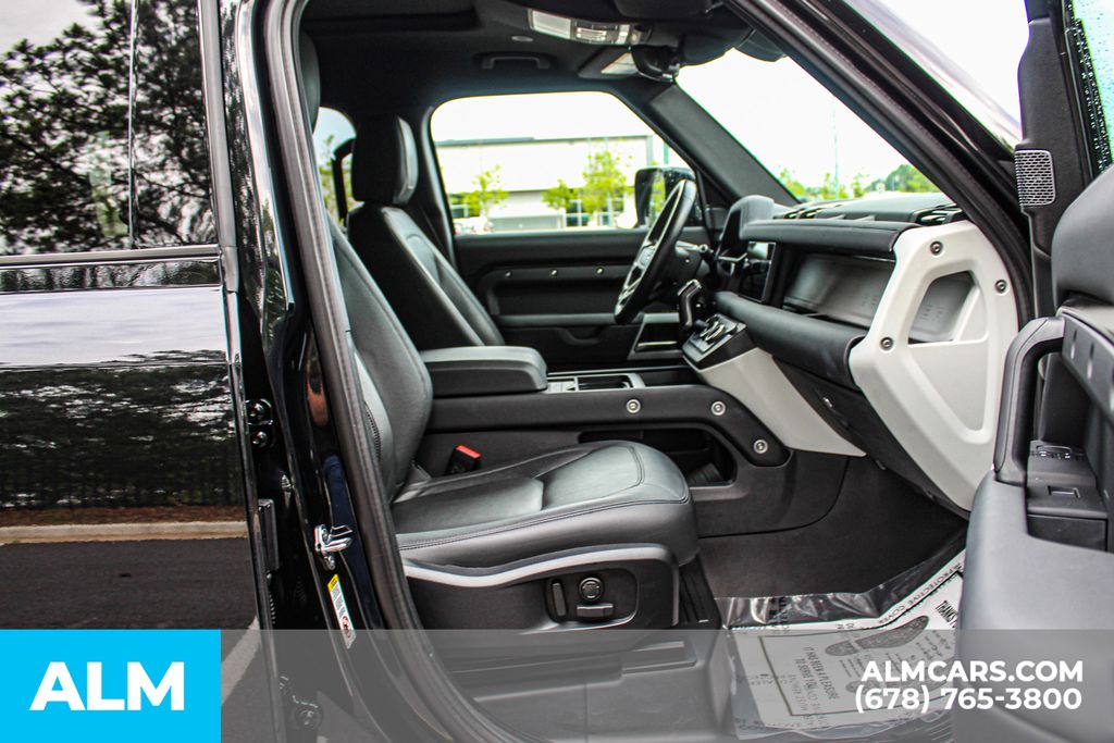 Used 2024 Black Land Rover S image 19