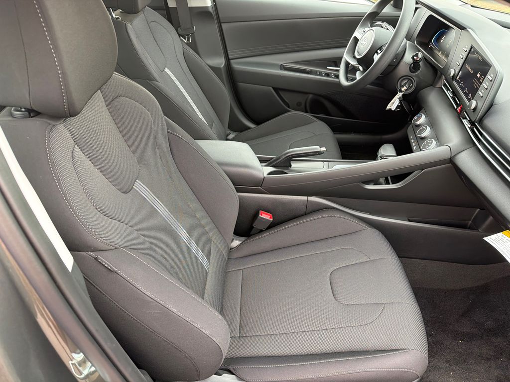 New 2026 Gray Hyundai SE image 14