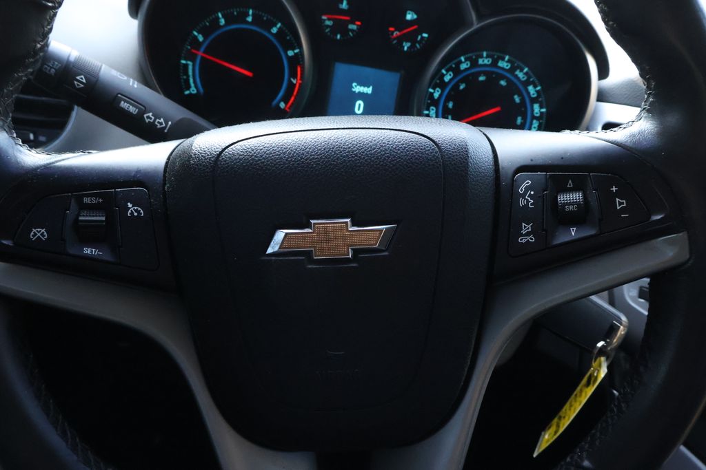 Thumbnail: 2012 Chevrolet Cruze - 19