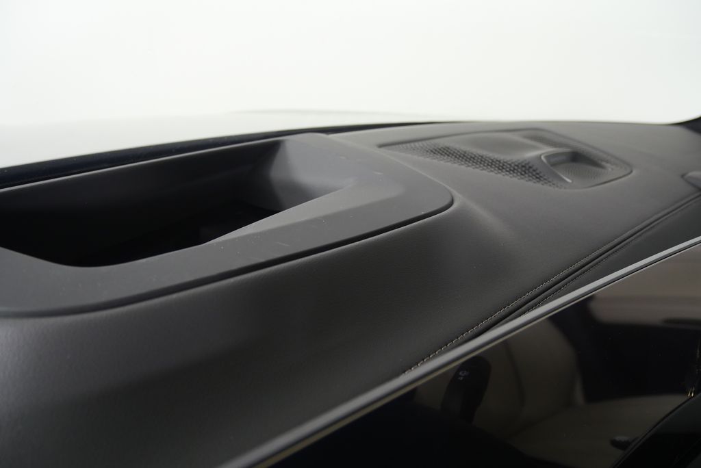 Thumbnail: 2026 BMW X7 - 22
