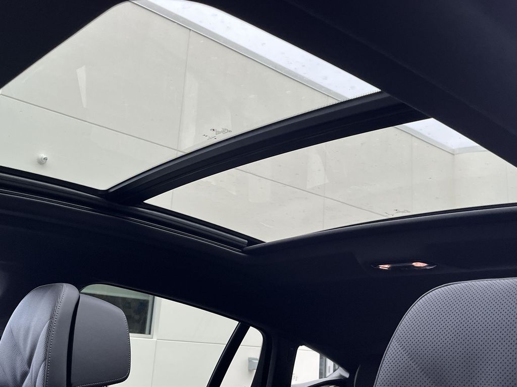 Thumbnail: 2026 BMW X6 - 22