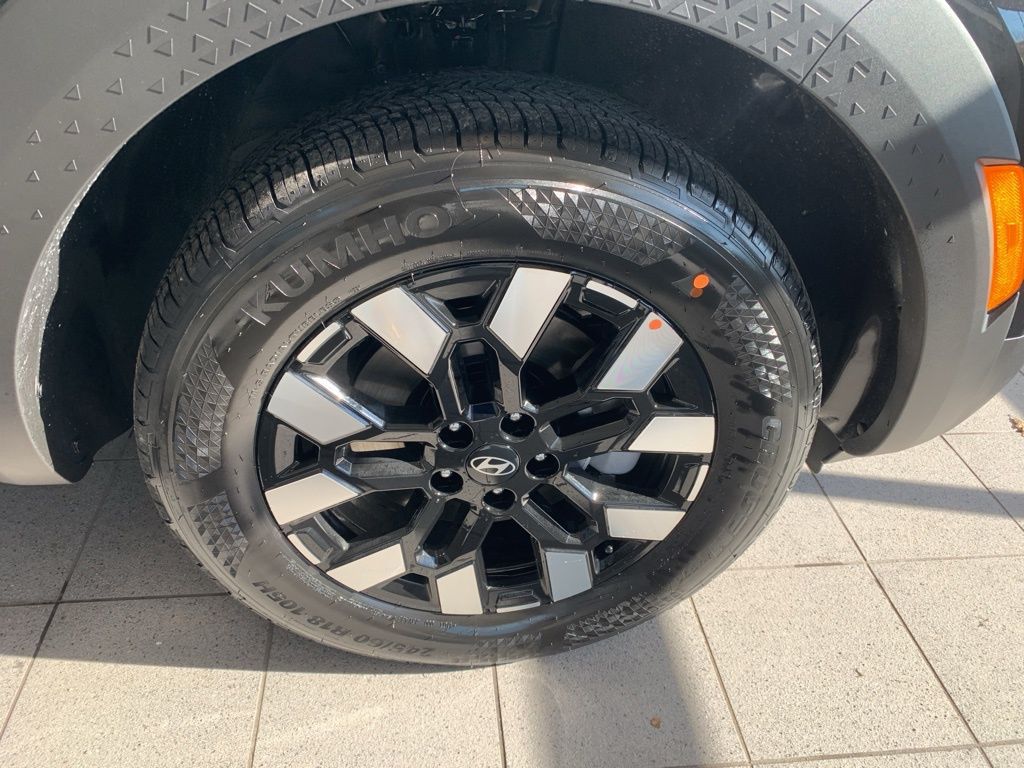 New 2026 Black Hyundai SEL image 23