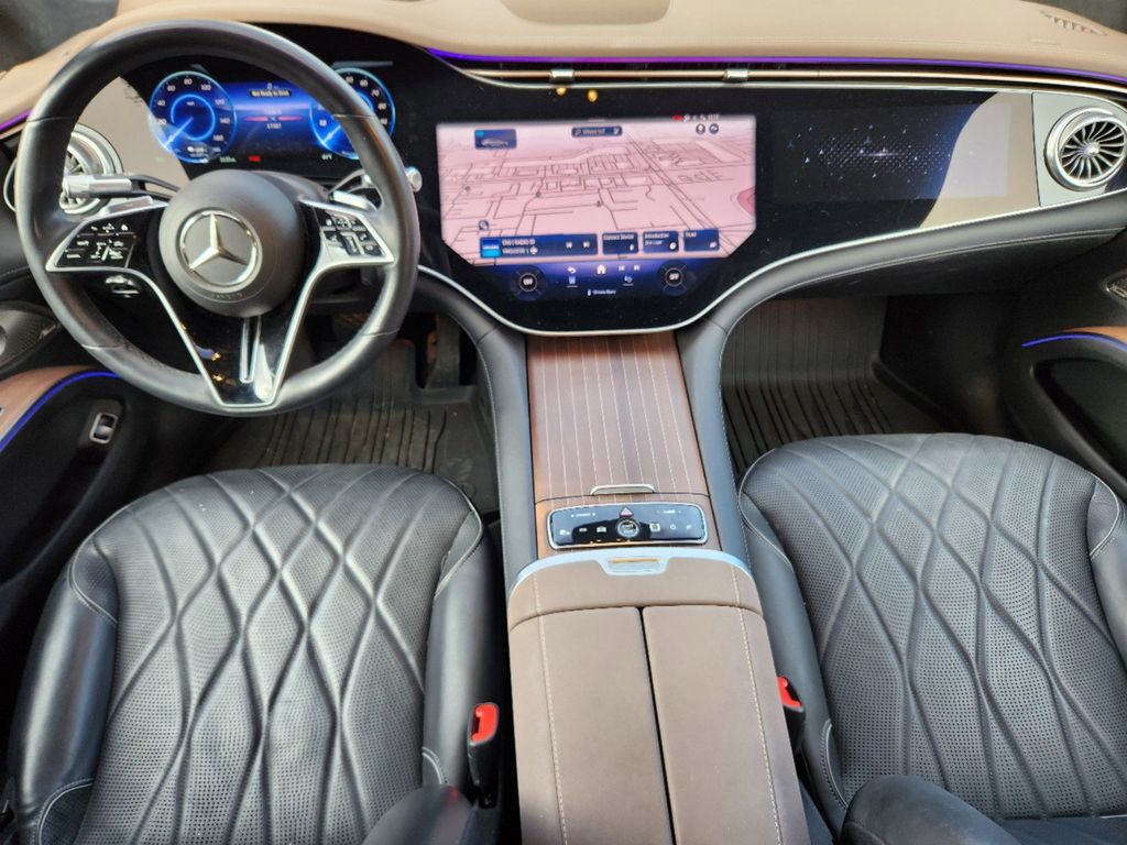 2022 Mercedes-Benz EQS 580 25