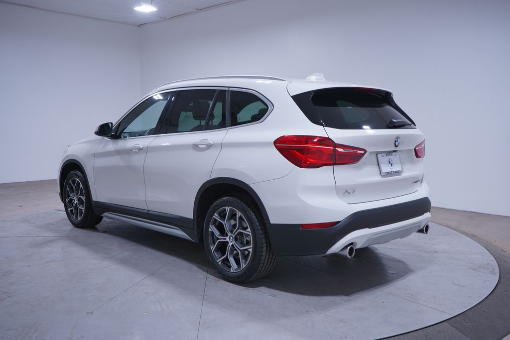 2021 BMW X1 sDrive28i 3