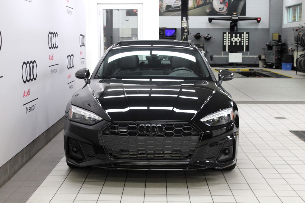 Thumbnail: 2022 Audi A5 - 9