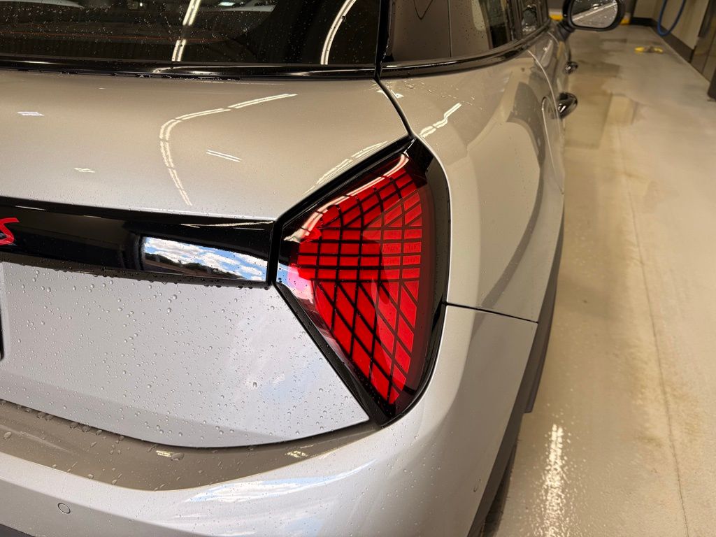 Thumbnail: 2025 MINI Cooper Hardtop - 5