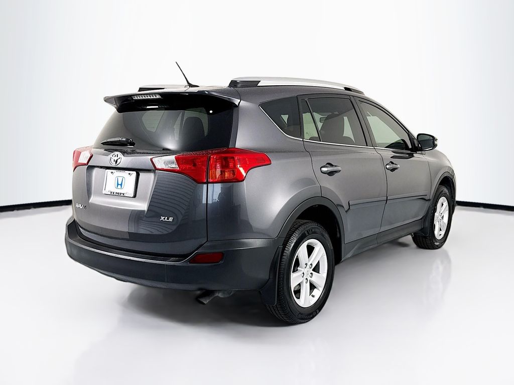 Thumbnail: 2014 Toyota RAV4 - 5