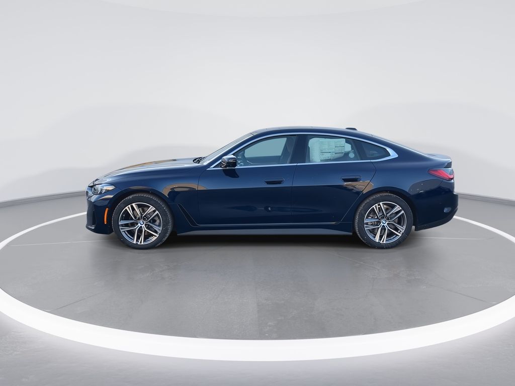 Thumbnail: 2026 BMW 4 Series - 5