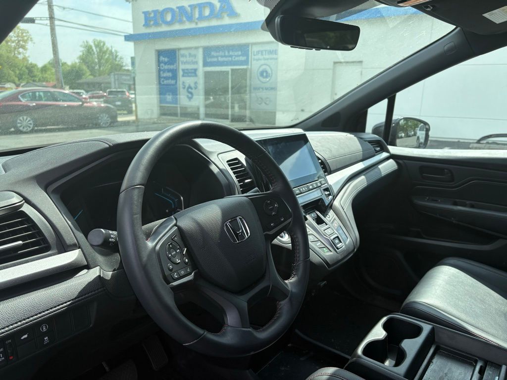 2024 Honda Odyssey Sport