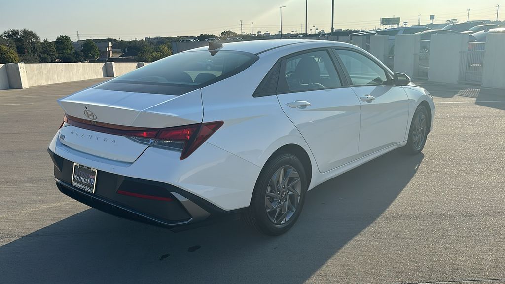 2024 Hyundai Elantra SEL White at Durrett Motor Company