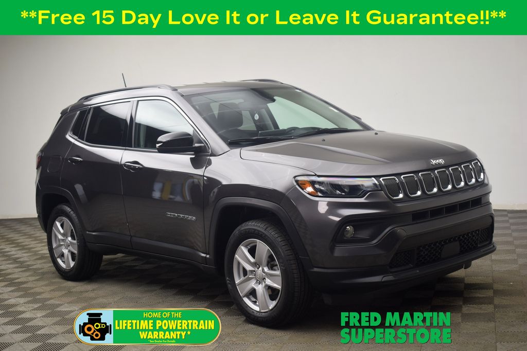 Gray (Granite Crystal Metallic Clearcoat) 2022 Jeep Compass Latitude 4WD SUV / Crossover Four-Wheel Drive 9-Speed Automatic