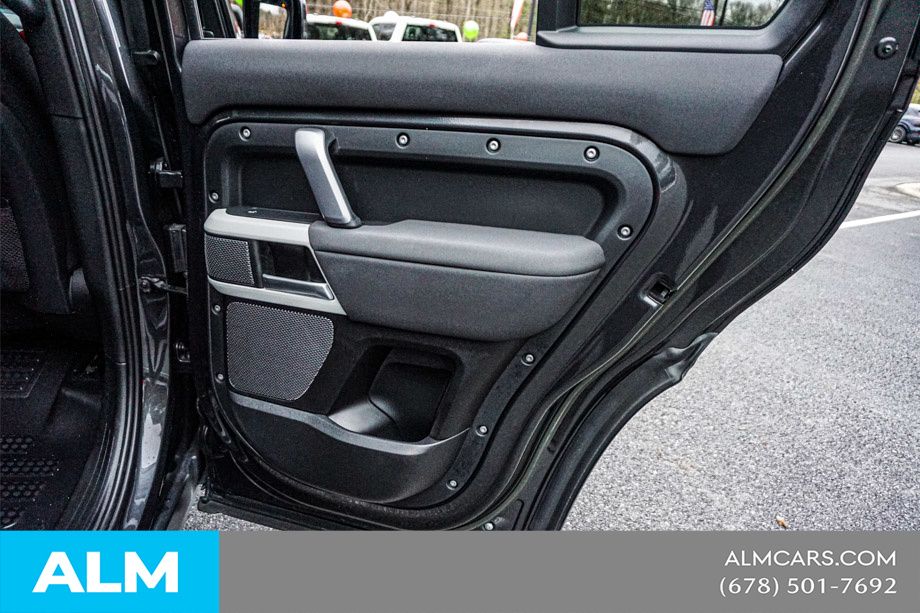 Used 2023 Gray Land Rover X-Dynamic SE image 62