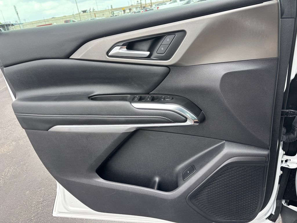 Used Car 2025 Chevrolet Traverse  Lt For Sale Under $35,000 In Austin, Texas