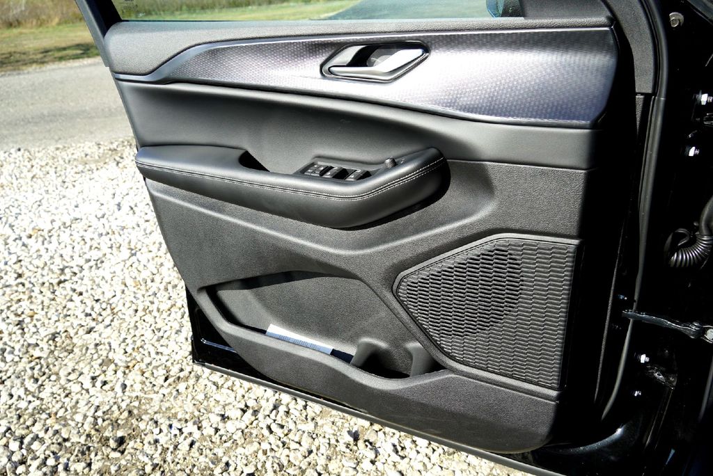 New Car 2025 Jeep Grand Cherokee L  Altitude X For Sale Under $40,000 In Taylor, Texas