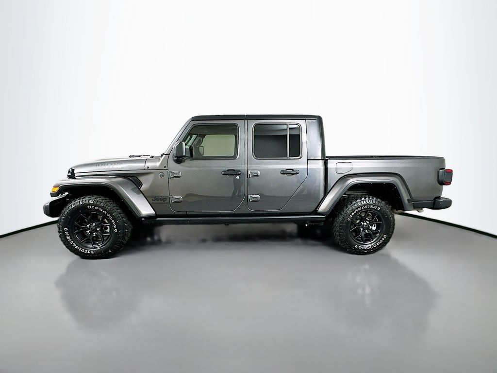 Thumbnail: 2024 Jeep Gladiator - 8