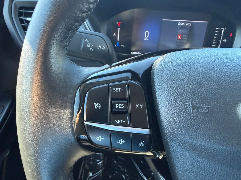 Thumbnail: 2024 Ford Escape - 21