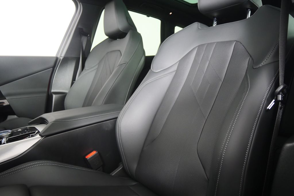 Thumbnail: 2026 BMW X3 - 11