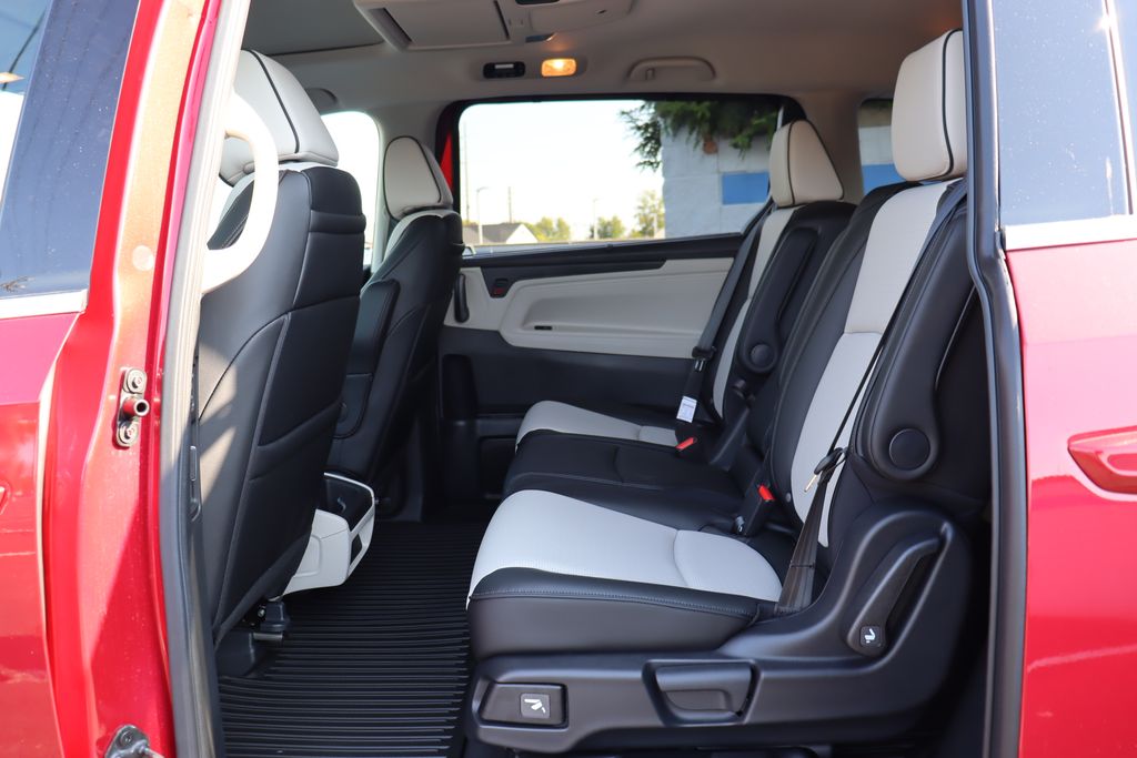 Thumbnail: 2026 Honda Odyssey - 11