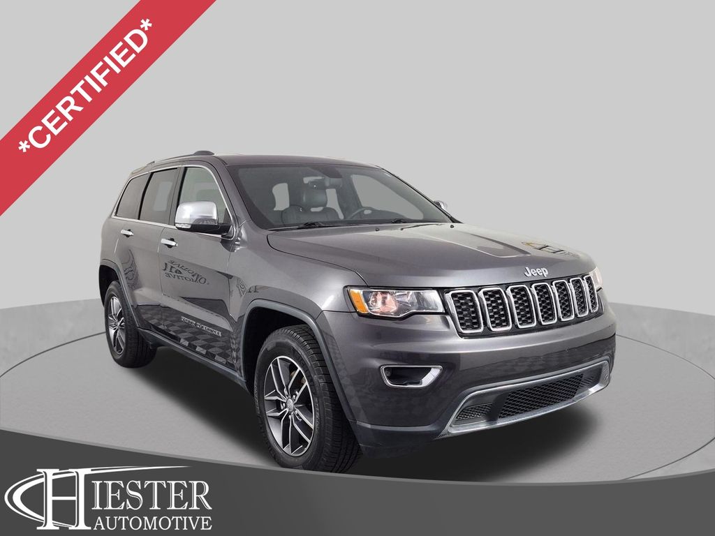 Gray (Granite Crystal Metallic Clearcoat) 2017 Jeep Grand Cherokee SUV / Crossover 4X2 8-Speed Automatic