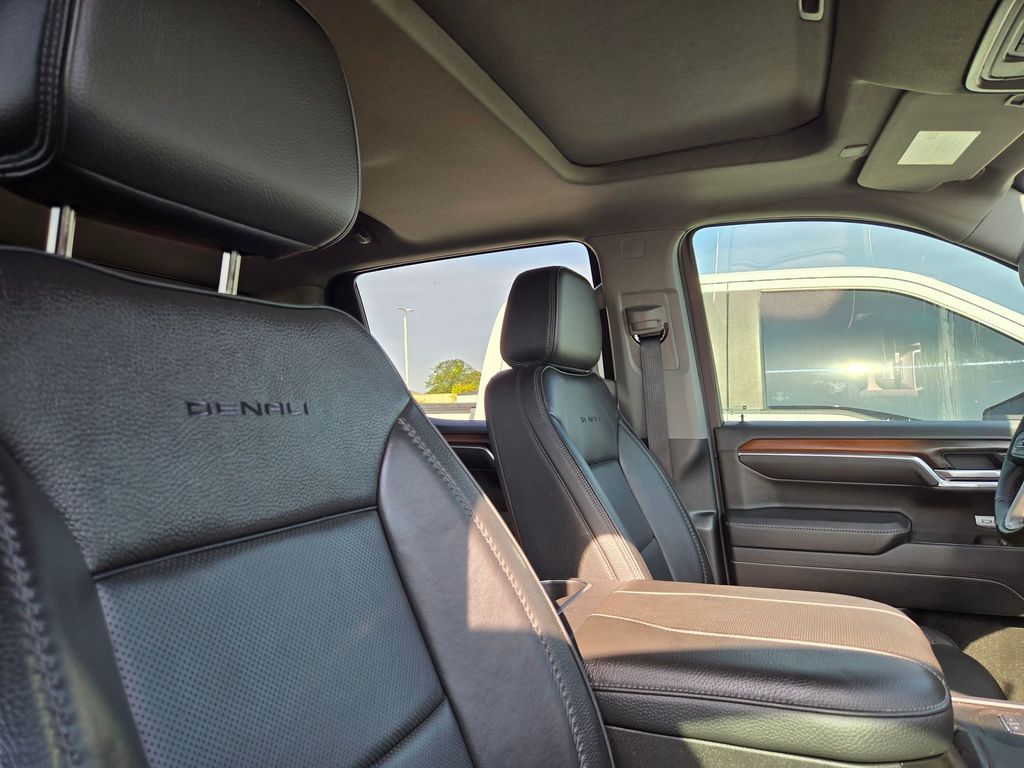 Used 2025 GMC Sierra 1500 Truck