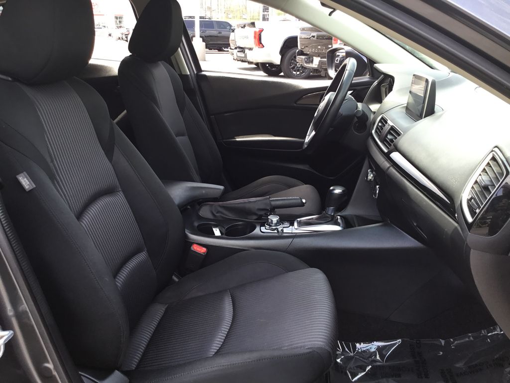 Thumbnail: 2015 Mazda Mazda3 - 11