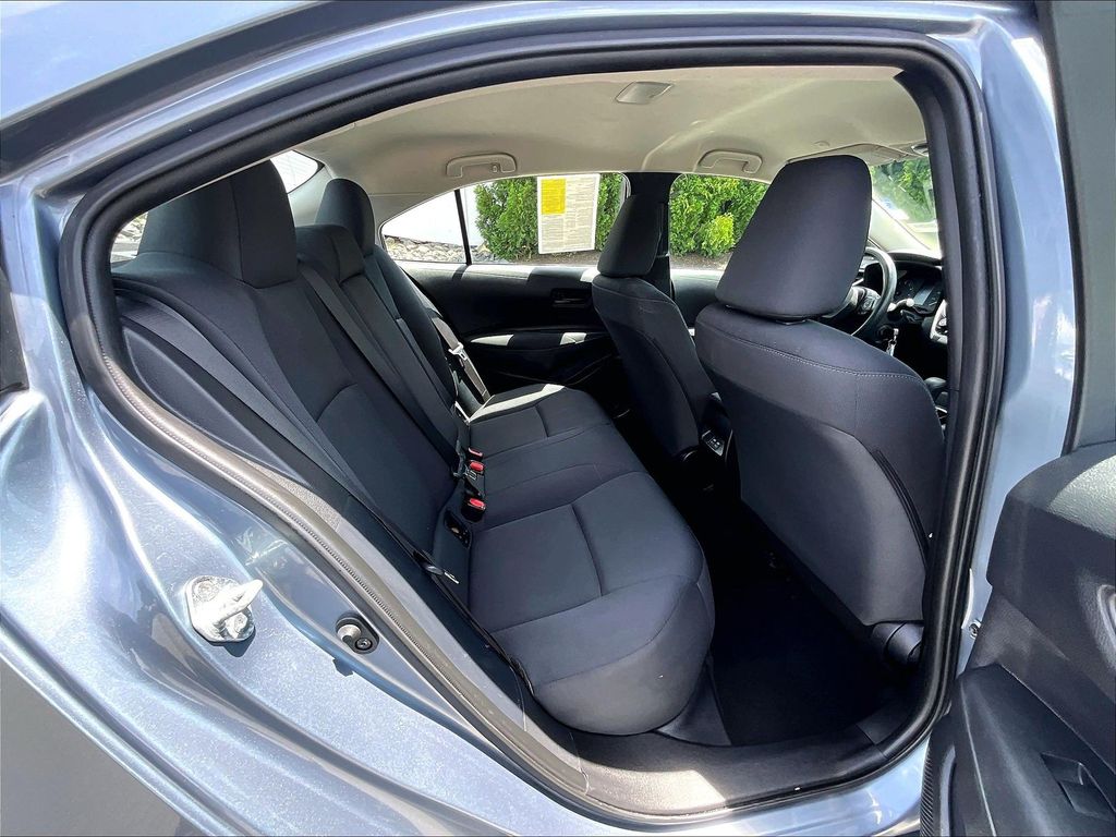 2024 Toyota Corolla — photo 16