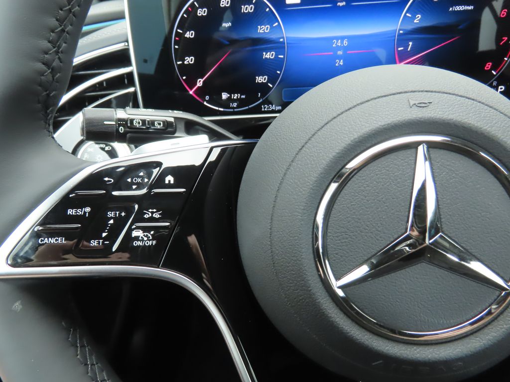 Thumbnail: 2026 Mercedes-Benz E-Class - 11