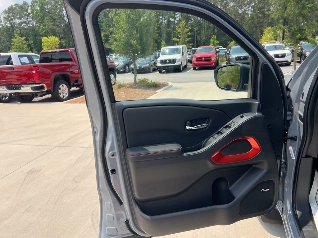 2025 Boulder Gray Pearl Nissan Frontier PRO-4X 4X4 Truck