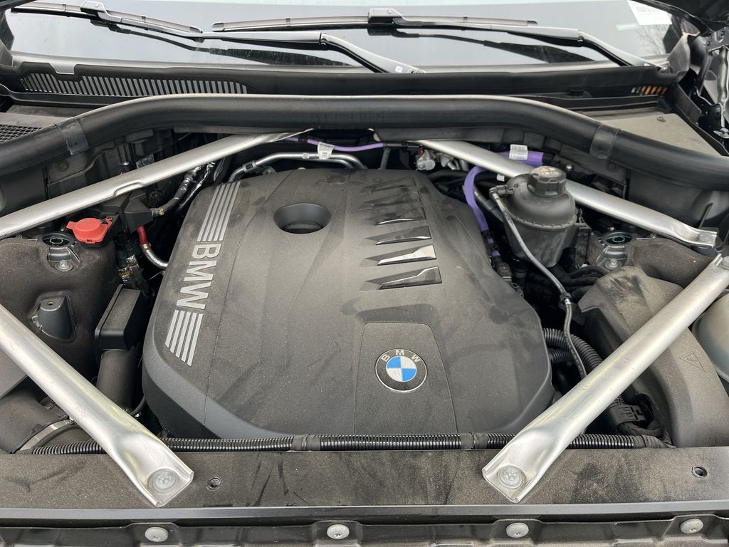 Thumbnail: 2024 BMW X7 - 27