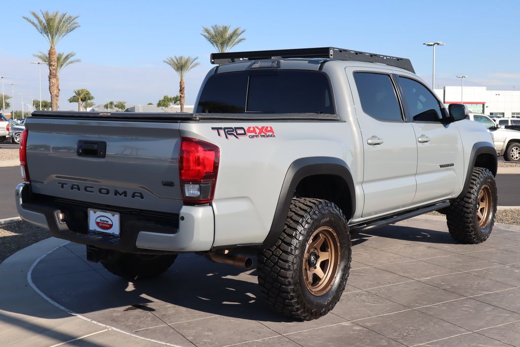 Thumbnail: 2019 Toyota Tacoma - 5
